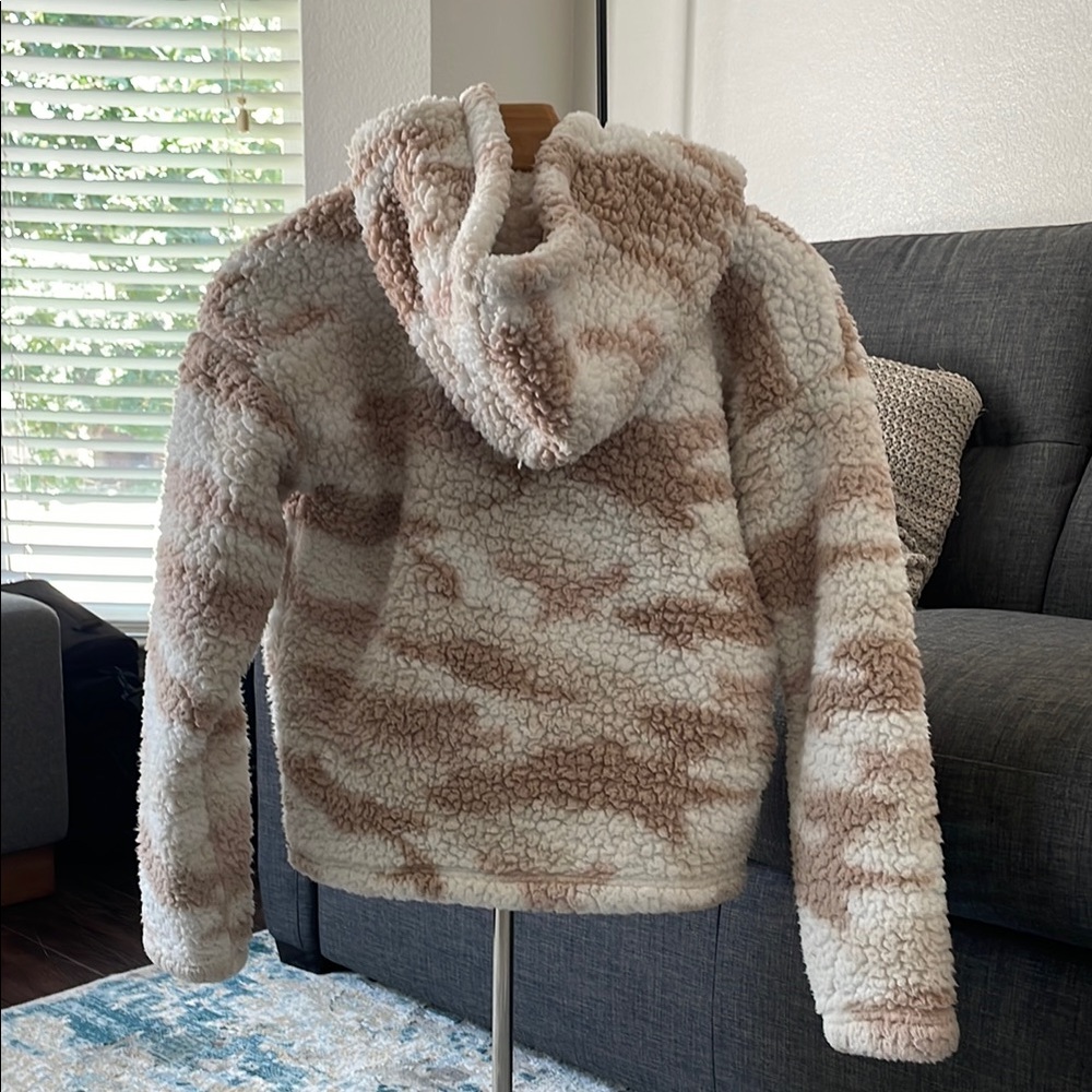 Abercrombie & Fitch Cream Tan Sherpa Jacket - Picture 2 of 2